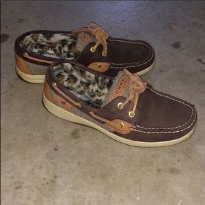 Sperry shoes. Fuzzy on the inside!